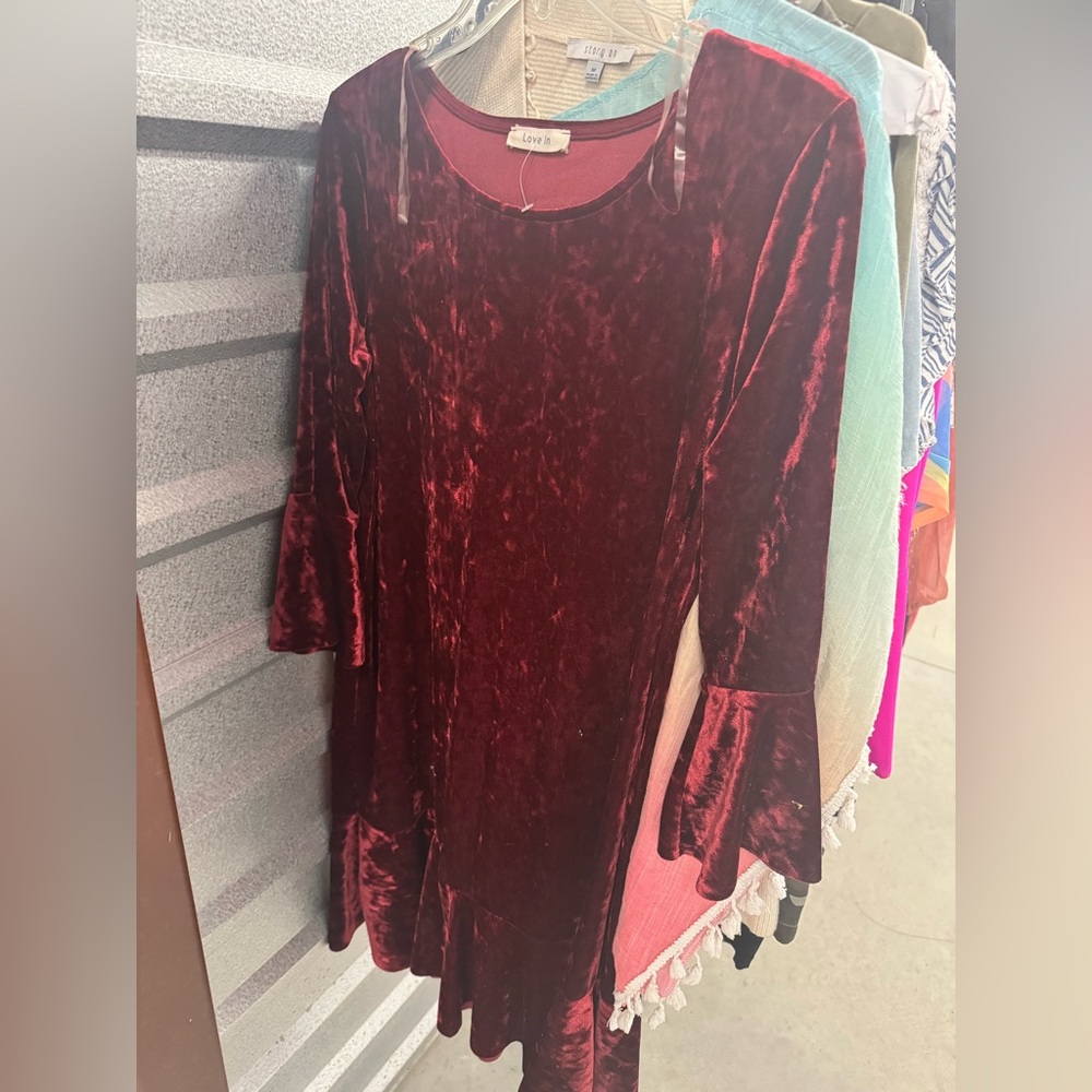 Red Velvet Mid Length Sleeve Dress